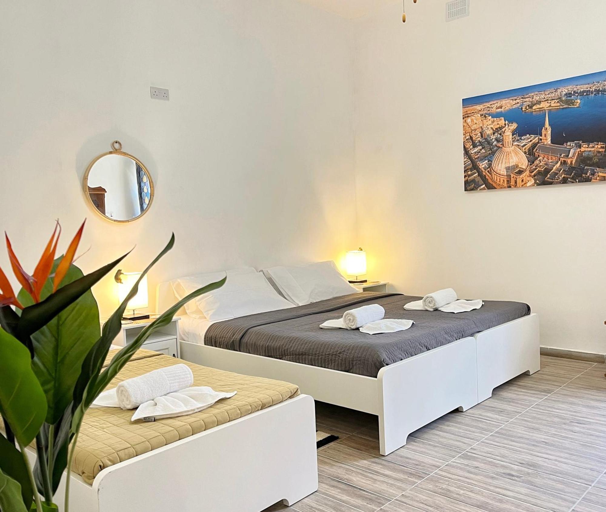 Maria & Matthias - Apartments In Central Of Floriana Eksteriør billede